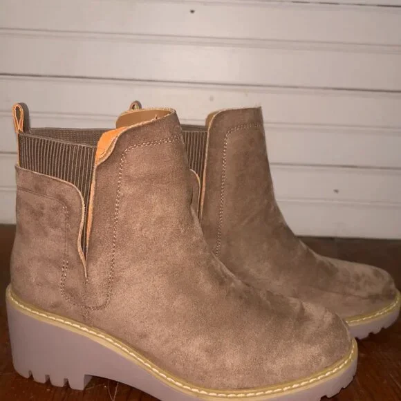 Corky's Hey Girl Basic Bootie In Taupe & Grey - Picture 5 of 6